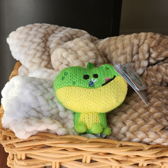 NWT 11 piece Collectible Knit Plush Ami Amis Stuffed Animal Toys - Picture 11 of 12